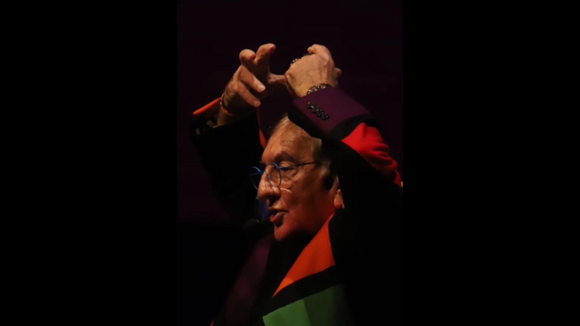 Ali Poyrazoğlu Tiyatro Gösterisi